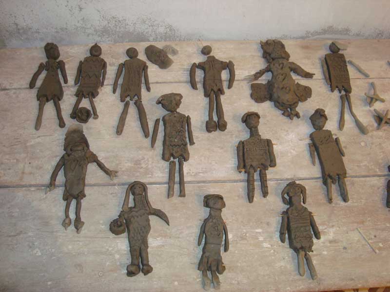 Εκπαιδευτική δράση σε συνεργασία με το Δημοτικό Σχολείο Χώρας Άνδρου σχετικά με τις αρχαίες κούκλες «Πλαγγόνες»